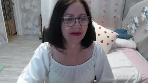 Snapshot of olgahottie chatting on 06-07-26, 11:41 OlgaHottie online show from 06-07-26, 11:41