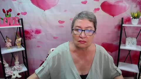 Snapshot of olgaluck chatting on 05-20-26, 05:13 OlgaLuck online show from 05-20-26, 05:13