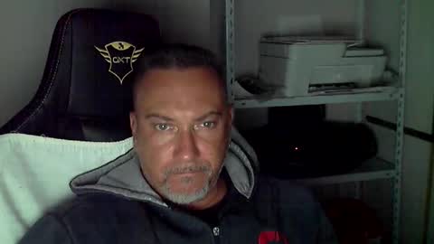 Snapshot of olimpio1230 chatting on 10-02-25, 04:25 olimpio1230 online show from 10-02-25, 04:25