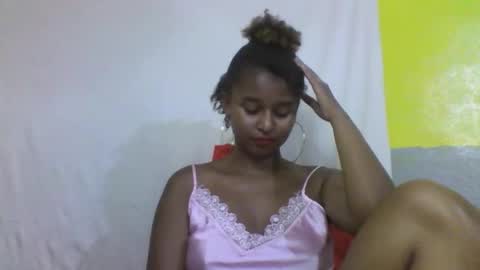 Snapshot of olinah610 chatting on 01-18-26, 08:07 olinah610 online show from 01-18-26, 08:07