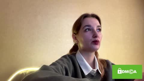 Snapshot of olivaharcar chatting on 09-28-25, 09:25 Olivia here online show from 09-28-25, 09:25