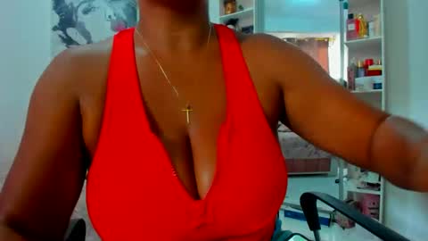 olivahot30 online show from 01-02-25, 06:56
