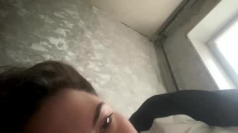 Snapshot of olivepeach chatting on 12-03-24, 07:43 Oil online show from 12-03-24, 07:43