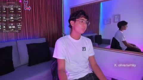 oliver20__ online show from 03-28-26, 07:52