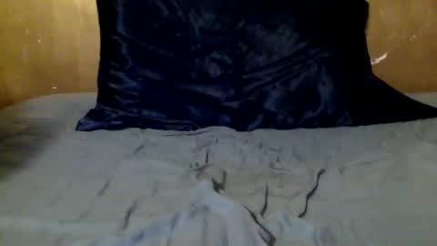 oliver_8 online show from 05-26-26, 04:14
