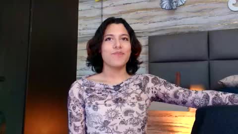 Snapshot of oliver__brown chatting on 01-13-26, 12:38 Oliver online show from 01-13-26, 12:38