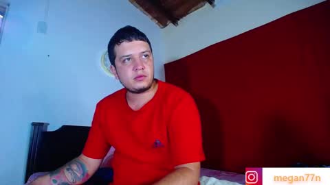 Snapshot of oliver_and_megan chatting on 10-06-25, 07:06 Oliver and MeganIndependent online show from 10-06-25, 07:06