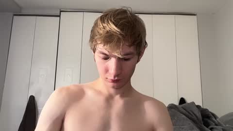 Snapshot of oliver_beck chatting on 12-08-24, 06:50 Oliver Beck online show from 12-08-24, 06:50