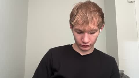 Snapshot of oliver_beck chatting on 01-04-25, 07:55 Oliver Beck online show from 01-04-25, 07:55