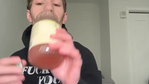 Snapshot of oliver_beck chatting on 02-12-25, 05:48 Oliver Beck online show from 02-12-25, 05:48