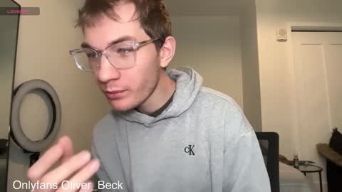 Oliver Beck online show from 11-29-25, 06:33