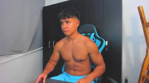 Oliver bray online show from 11-27-25, 04:58