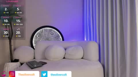 oliver_colt__ online show from 05-18-26, 09:09