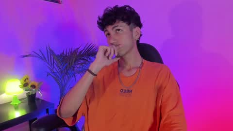 Oliver fast online show from 12-03-24, 06:26