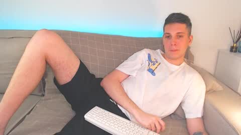 Oliver online show from 01-21-25, 09:15