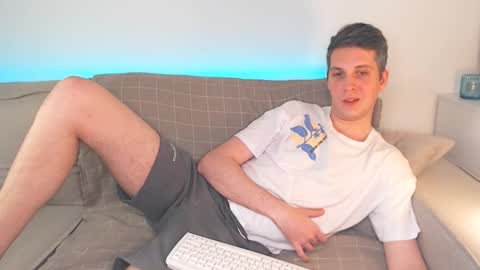 Oliver online show from 02-17-25, 06:37