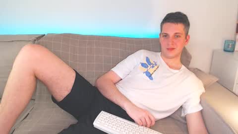 Oliver online show from 03-08-25, 11:37