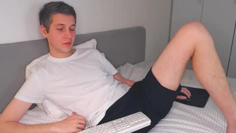 Snapshot of oliver_hort chatting on 01-14-26, 05:51 Oliver online show from 01-14-26, 05:51