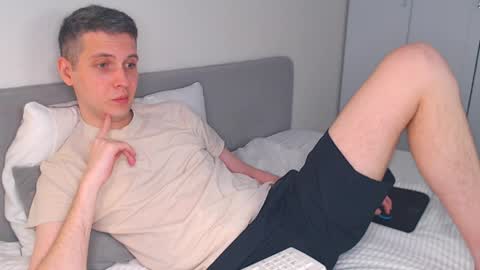 Oliver online show from 04-08-26, 02:28