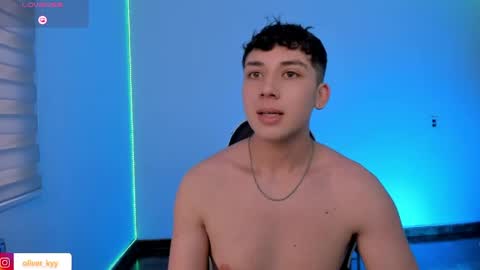 Snapshot of oliver_kyy chatting on 05-29-26, 10:30 oliveeer online show from 05-29-26, 10:30