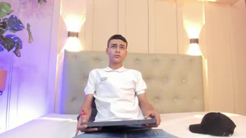 THE MONSTER COCK OLIVER online show from 02-04-25, 07:11