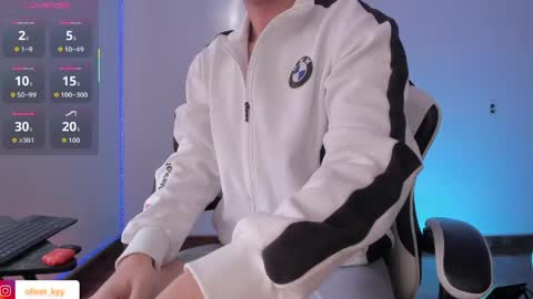 OLIVER online show from 04-01-26, 07:11