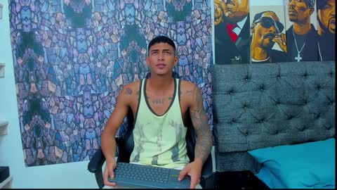 Snapshot of oliver_smith_2 chatting on 01-05-25, 09:03 oliver_smith_2 online show from 01-05-25, 09:03