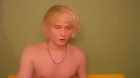 Oliver online show from 12-15-24, 03:13