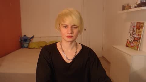 Oliver online show from 09-24-25, 01:42