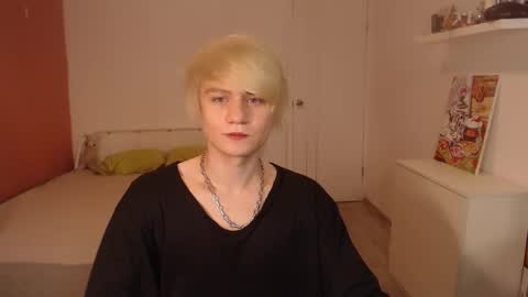 Oliver online show from 09-25-25, 02:04