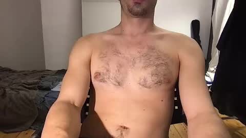 oliverbisbis1 online show from 10-04-25, 12:08