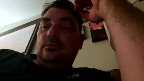 oliverclothesoff1211 online show from 05-24-26, 01:32