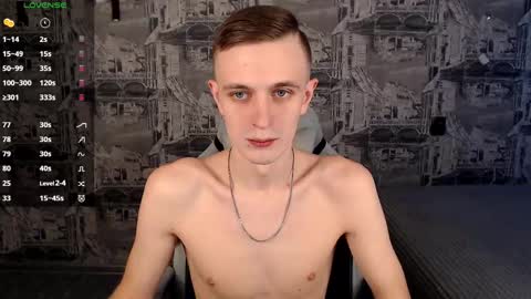 Snapshot of oliverfresh chatting on 02-17-25, 09:03 Oliver online show from 02-17-25, 09:03