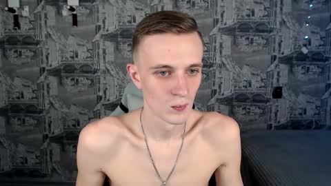 Snapshot of oliverfresh chatting on 02-19-25, 09:06 Oliver online show from 02-19-25, 09:06