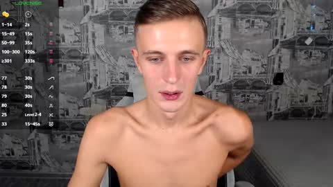 Snapshot of oliverfresh chatting on 09-09-25, 10:04 Oliver online show from 09-09-25, 10:04