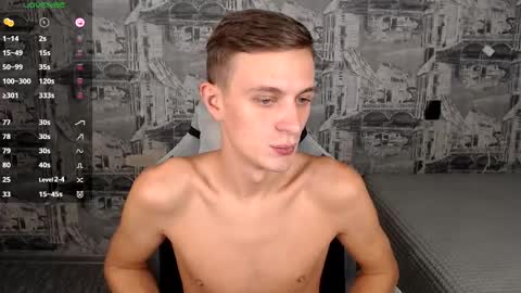 Snapshot of oliverfresh chatting on 09-24-25, 09:12 Oliver online show from 09-24-25, 09:12