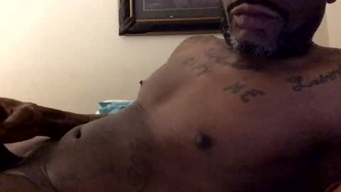 Snapshot of olivertwist1273 chatting on 12-30-24, 05:58 olivertwist1273 online show from 12-30-24, 05:58