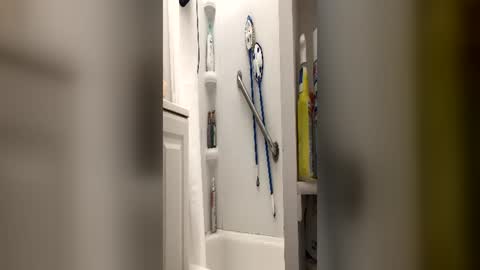 olivertwist1273 online show from 07-08-26, 12:31