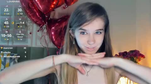 Snapshot of olivia_7 chatting on 04-10-26, 04:12 Olivia online show from 04-10-26, 04:12