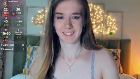 Snapshot of olivia_7 chatting on 05-26-26, 04:03 Olivia online show from 05-26-26, 04:03