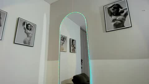 Olivia Collins online show from 06-03-26, 02:33