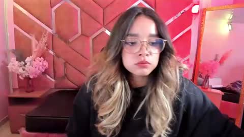 Snapshot of olivia_fox69 chatting on 07-09-26, 02:59 OLIVIA online show from 07-09-26, 02:59