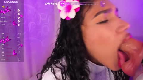 Snapshot of olivia_fx chatting on 10-12-25, 12:53 Maria online show from 10-12-25, 12:53