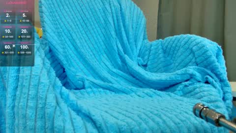 Olivia Hi guys Follow me  online show from 04-24-26, 11:18