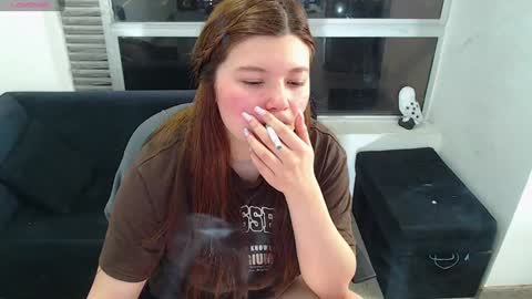 Snapshot of olivia_martine chatting on 01-27-25, 05:47 olivia_martine online show from 01-27-25, 05:47