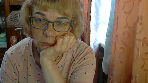 Snapshot of olivia_mia25 chatting on 05-11-26, 07:47 Olivia Mia online show from 05-11-26, 07:47