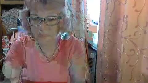 Snapshot of olivia_mia25 chatting on 05-16-26, 06:21 Olivia Mia online show from 05-16-26, 06:21