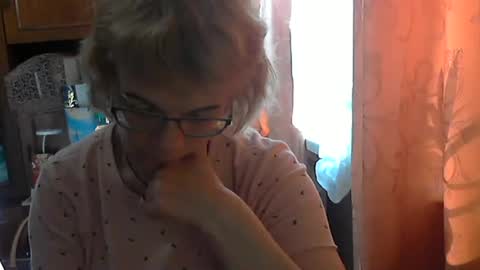 Snapshot of olivia_mia25 chatting on 06-04-26, 01:50 Olivia Mia online show from 06-04-26, 01:50