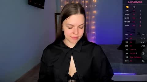 Olivia online show from 02-16-25, 12:43