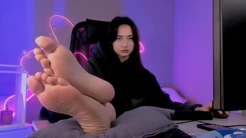 olivia_norton_ online show from 02-05-26, 09:36